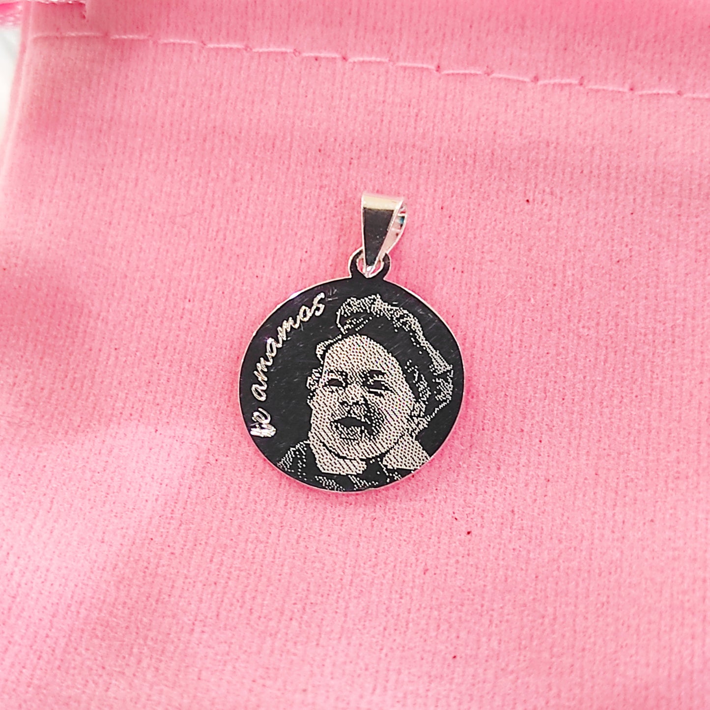 Medalla fotograbada circular pequeña