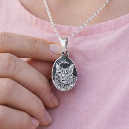 Collar  fotograbado con medalla ovalada de 23 mm. Plata 925 (Mediana)