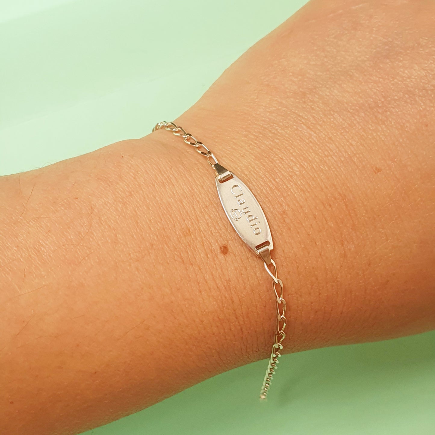 Pulsera personalizada Dan - 16 cm.